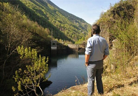 Urge il guardiano del fiume 