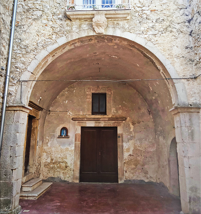 La chiesa di Sant’Albino di Angers a Ferrazzano 