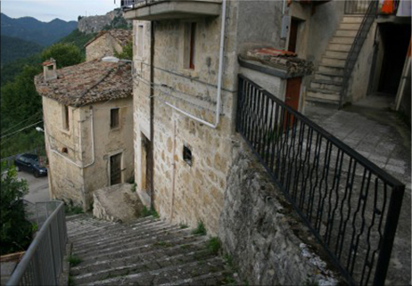 Casa in pendio senza scivolare